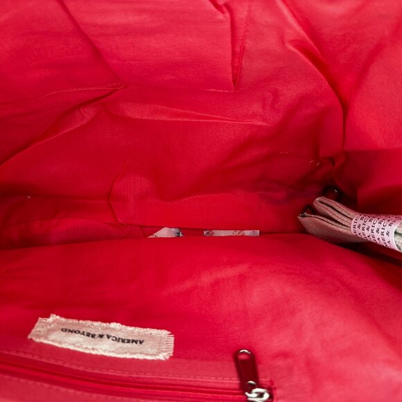 America and Beyond Embellished Tote w/ Two Pouches Chloe - Picture 4 of 4